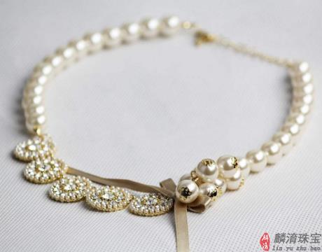 珍珠耳环可以说是女士的标配！插图2